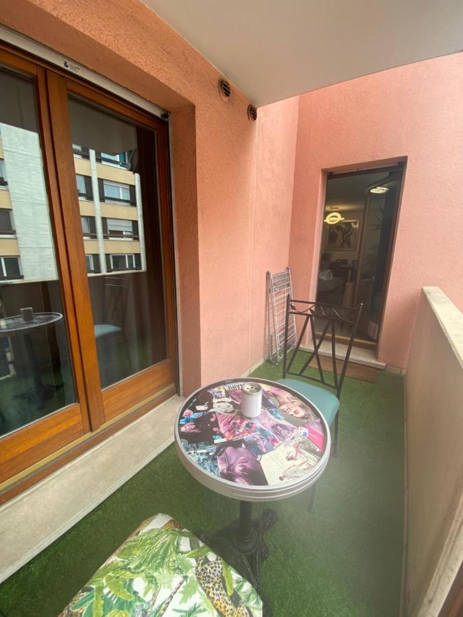 Mallo'S Lodge Avec Parking Gratuit Et 2 Balcons Colmar Luaran gambar